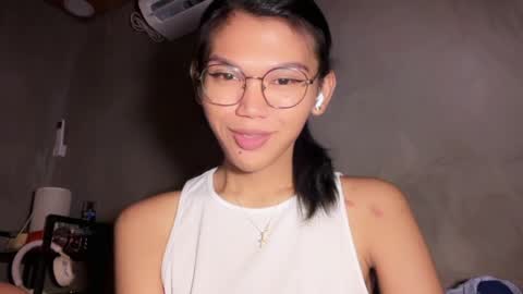 Chelliane online show from 04/25/26, 06:27