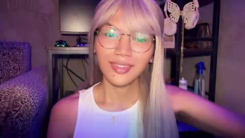 Chelliane online show from 04/26/26, 01:25