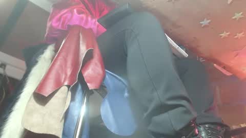 Eskela911 online show from 04/16/26, 08:04