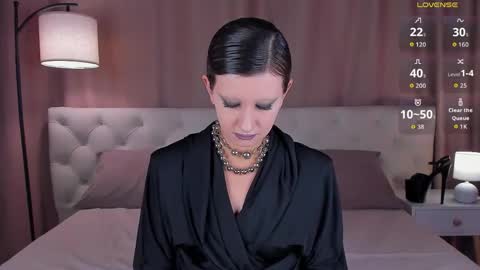 esme_fox online show from 05/14/26, 05:42