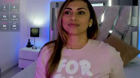 esmerald_golden online show from 03/11/25, 11:44