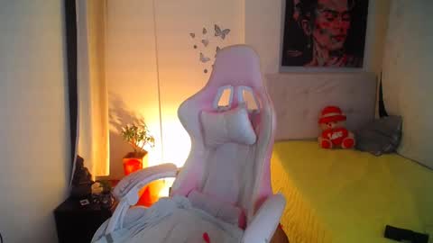 Esmeralda online show from 01/21/25, 12:25