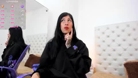 esmeralda  online show from 03/12/26, 02:56