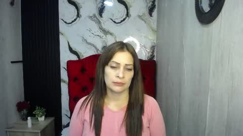Snapshot of esmeralda_black chatting on 06/17/26, 03:42 esmeralda black online show from 06/17/26, 03:42