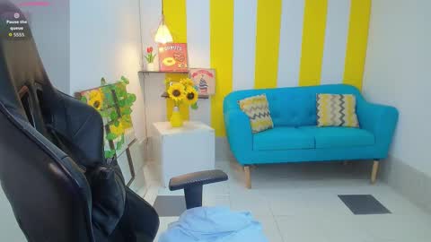 ESMERALDA  online show from 02/27/26, 11:43