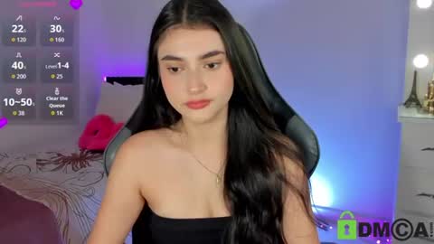Snapshot of esmeralda_le chatting on 06/22/26, 12:57 Esmeralda online show from 06/22/26, 12:57