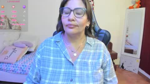 esme online show from 03/29/26, 08:31