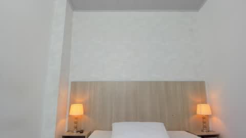 Esmeralda online show from 01/13/26, 07:19