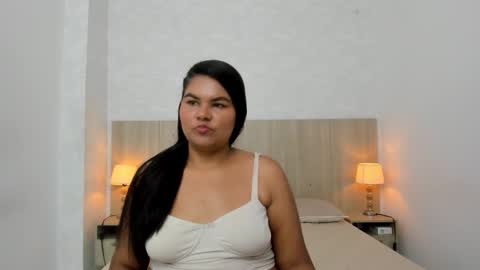 Esmeralda online show from 01/17/26, 07:17