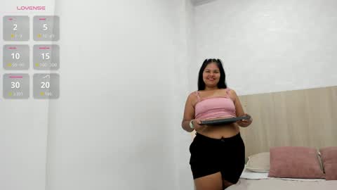 Esmeralda online show from 04/20/26, 07:37