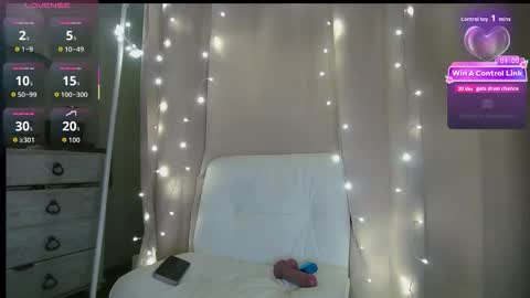 Snapshot of esoterickitten777 chatting on 02/03/26, 06:22 axe online show from 02/03/26, 06:22