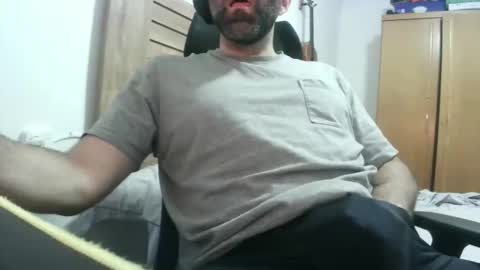 Snapshot of espartanobar chatting on 05/03/26, 04:40 espartanobar online show from 05/03/26, 04:40