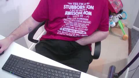 Snapshot of essex_wild chatting on 12/15/24, 09:31 Morph online show from 12/15/24, 09:31