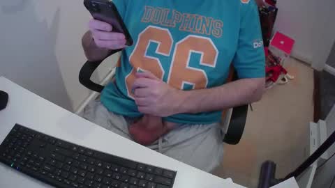 Snapshot of essex_wild chatting on 01/20/25, 09:22 Morph online show from 01/20/25, 09:22