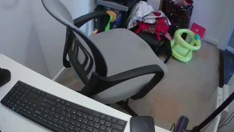 Snapshot of essex_wild chatting on 02/11/25, 12:16 Morph online show from 02/11/25, 12:16