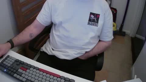 Snapshot of essex_wild chatting on 12/02/25, 09:54 Morph online show from 12/02/25, 09:54