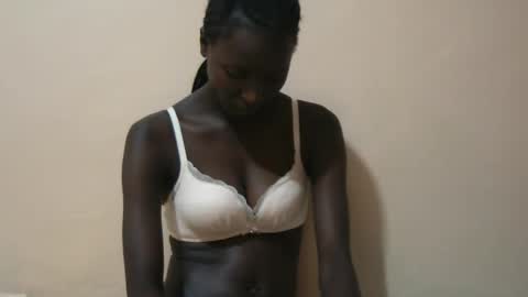 Eddah online show from 09/19/25, 11:16