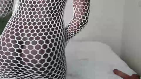 essypetite online show from 11/29/25, 10:51