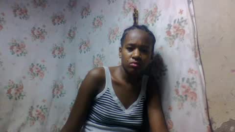 estancelee online show from 07/26/26, 10:38