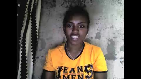 Snapshot of estanie chatting on 09/08/25, 03:11 estanie online show from 09/08/25, 03:11