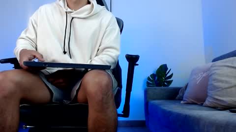 ESTEBAN online show from 04/20/26, 11:02