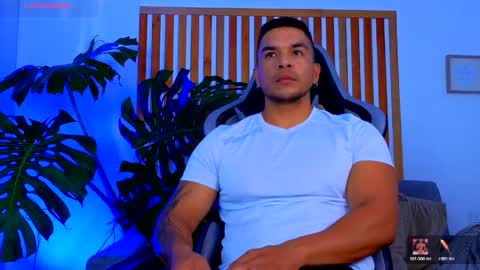 Snapshot of esteban_de_louise chatting on 05/23/26, 01:11 ESTEBAN online show from 05/23/26, 01:11