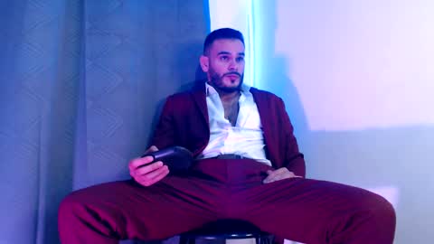 Esteban Fernandez online show from 12/18/24, 11:45