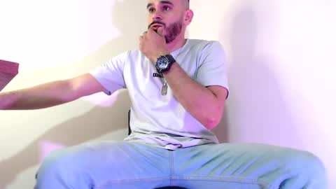 Esteban Fernandez online show from 12/22/24, 01:00