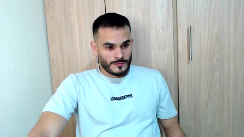 Esteban Fernandez online show from 01/04/25, 05:58