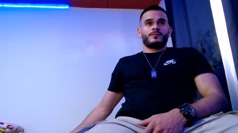 Esteban Fernandez online show from 01/22/25, 09:54