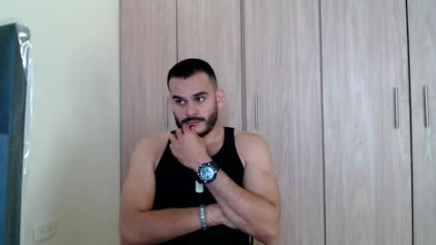 Esteban Fernandez online show from 02/05/25, 01:54