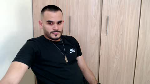 Esteban Fernandez online show from 02/06/25, 03:16