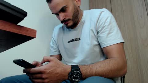 Esteban Fernandez online show from 02/09/25, 07:19