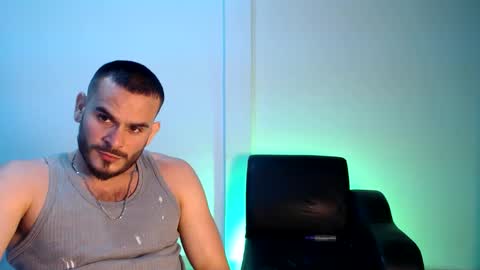 Esteban Fernandez online show from 11/06/25, 02:45