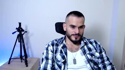 Esteban Fernandez online show from 03/03/26, 04:07