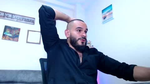 Snapshot of esteban_fer chatting on 05/20/26, 06:47 Esteban Fernandez online show from 05/20/26, 06:47