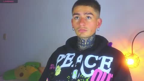 Esteban independent model online show from 02/23/26, 11:07