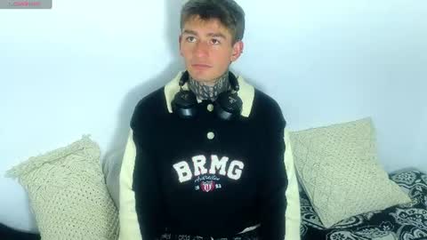 Esteban independent model online show from 07/04/26, 07:53