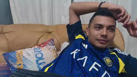 Esteban online show from 11/13/25, 06:23