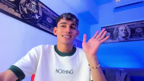Snapshot of estebanperez_ chatting on 12/12/24, 12:33 Esteban online show from 12/12/24, 12:33