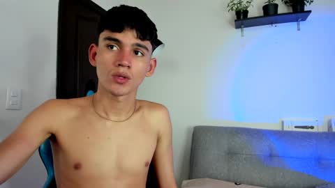 Snapshot of estebanperez_ chatting on 02/03/25, 06:17 Esteban online show from 02/03/25, 06:17