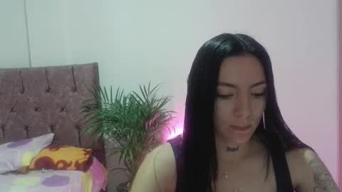 Snapshot of estefa1 chatting on 11/10/25, 01:26 estefa1 online show from 11/10/25, 01:26