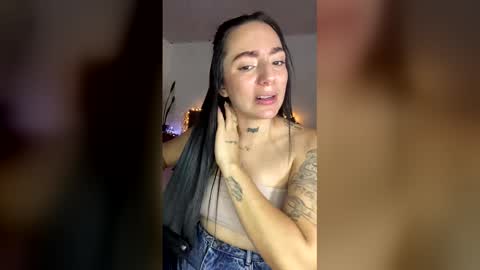 Snapshot of estefa1 chatting on 02/24/26, 05:44 estefa1 online show from 02/24/26, 05:44