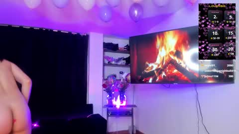 estefania1812 online show from 03/09/25, 10:41