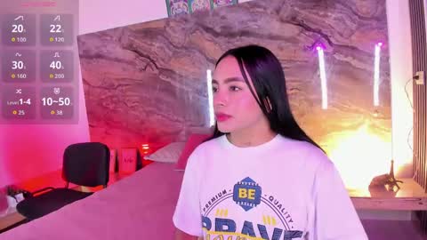 Snapshot of estefy_gomez1 chatting on 05/03/26, 12:33 Stefy online show from 05/03/26, 12:33