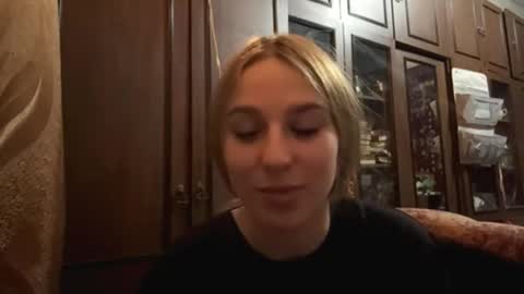 Rina online show from 02/11/26, 07:19