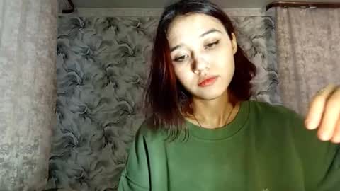 Snapshot of estellekirbo chatting on 02/15/26, 12:03 estellekirbo online show from 02/15/26, 12:03