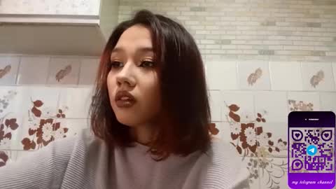 Snapshot of estellekirbo chatting on 02/27/26, 01:22 estellekirbo online show from 02/27/26, 01:22