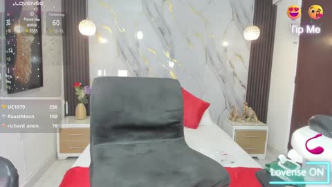 Estephany online show from 02/04/25, 05:01