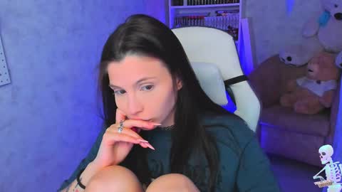 Snapshot of estercollins chatting on 03/10/25, 08:56 Ester online show from 03/10/25, 08:56